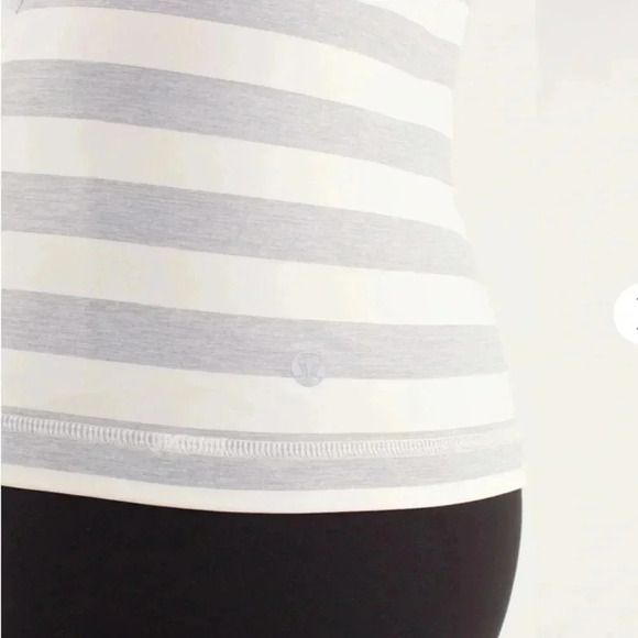 Lululemon free to be tank - Picture 5 of 12